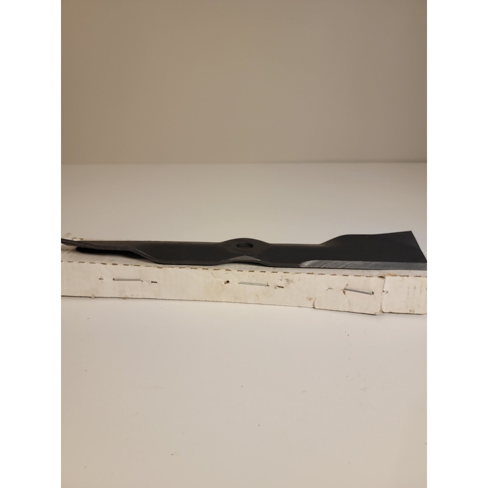John Deere M115495 Lawn Mower Blade Genuine OEM Replacement Part Made in USA